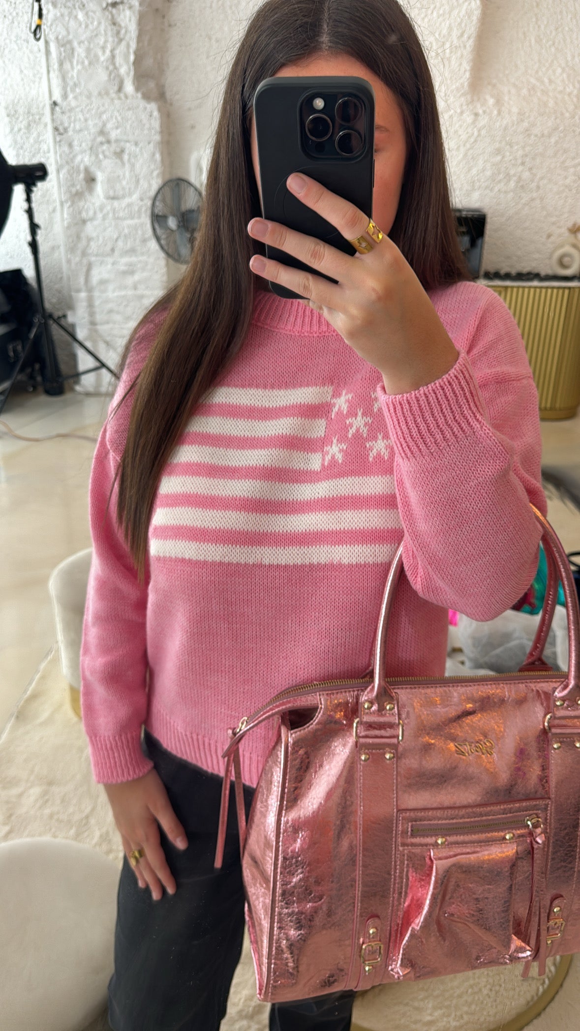 Pull USA rose
