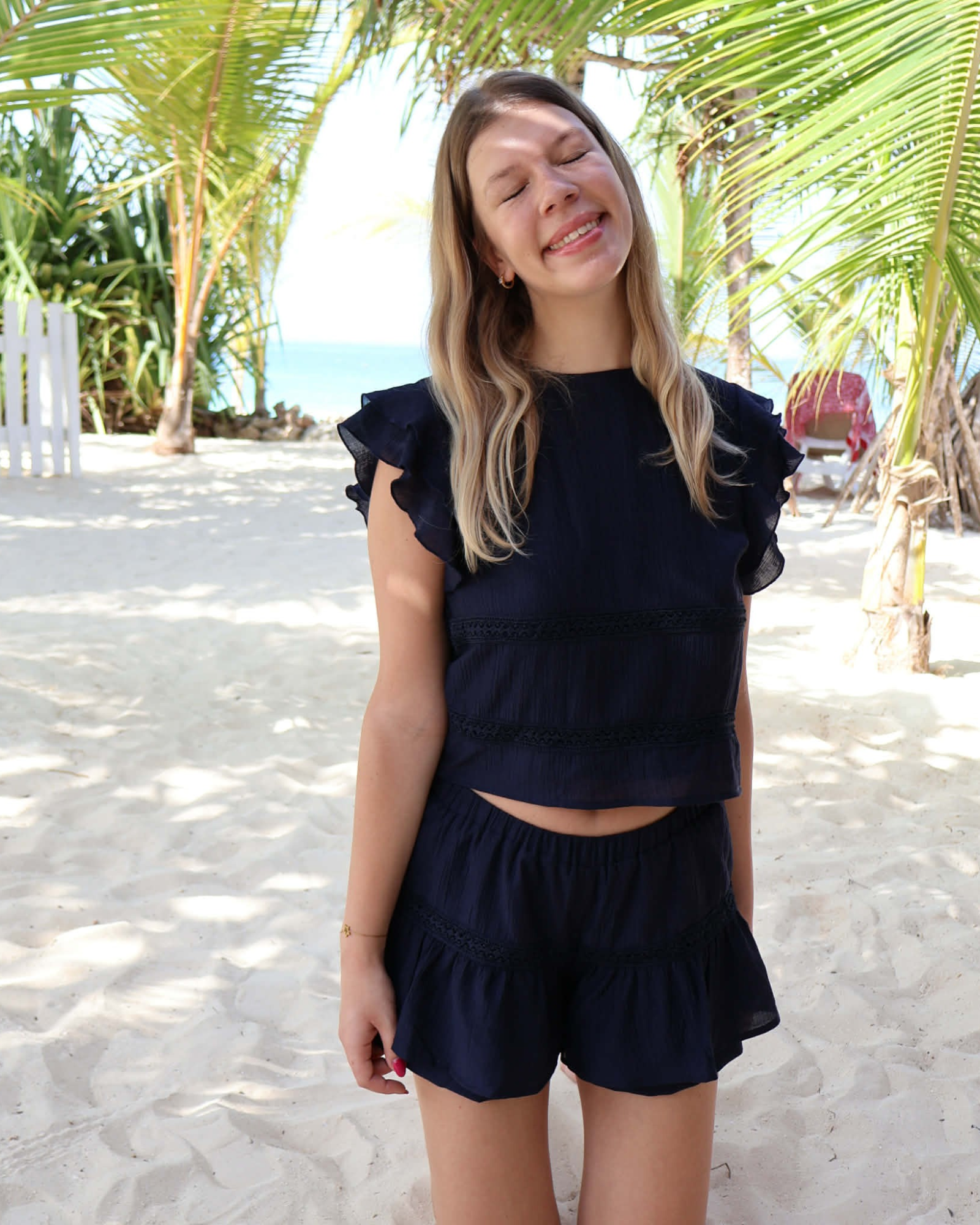 Short CLEO navy