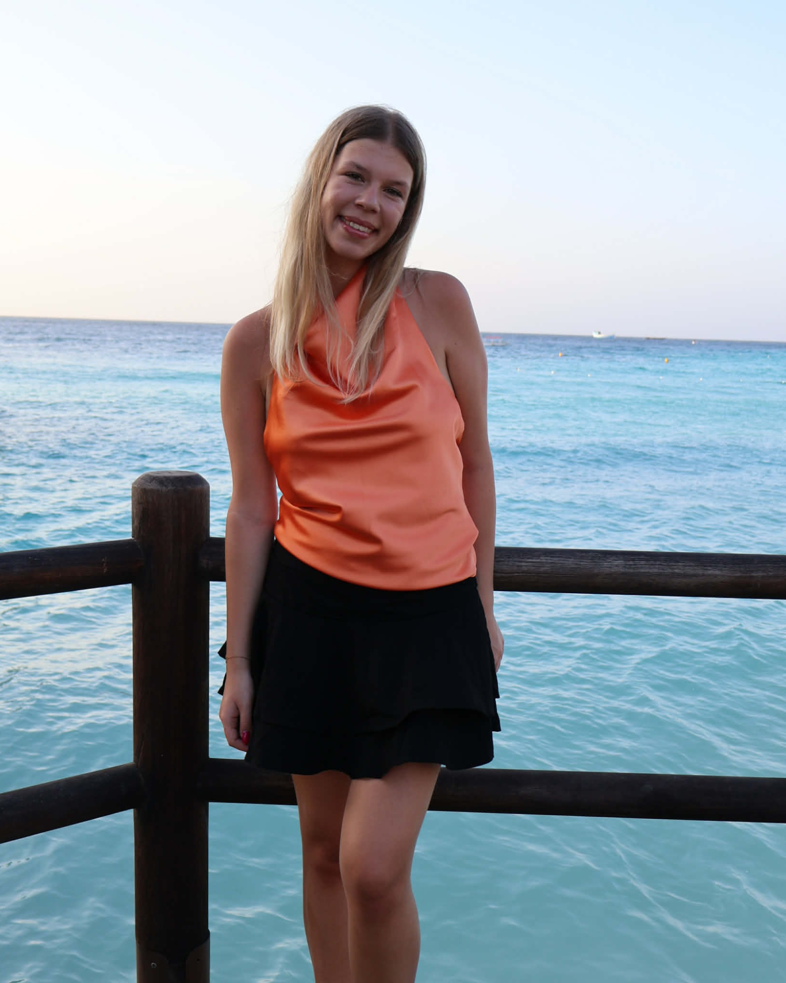 Top AURA Orange