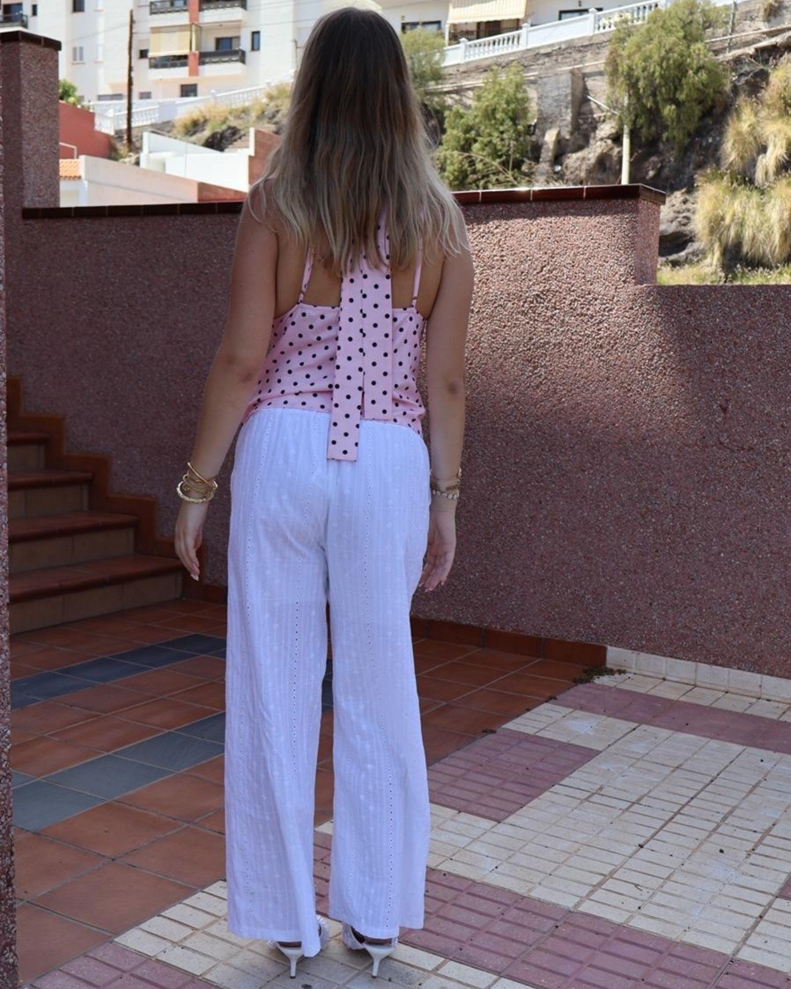 Top FLORIA rose